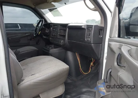 2011 Chevrolet Express 2500 Work Van из США, поврежденный, VIN 1GCWGFCA2B1160892